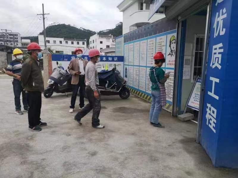 屯溪城建投公司多措并舉，筑牢建筑工地“防疫墻”
