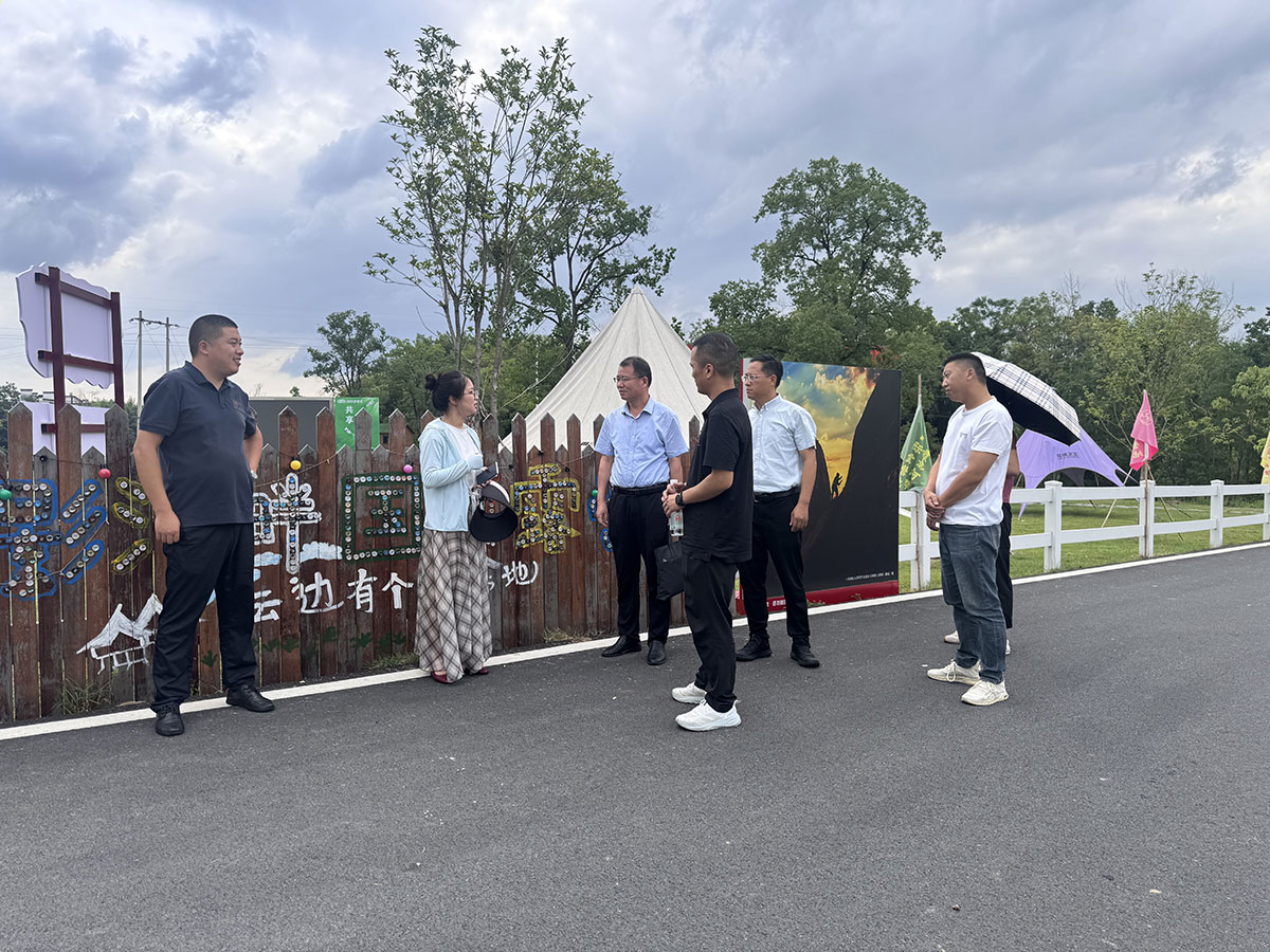 文化為魂，生態(tài)為基——傍霞村鄉(xiāng)村振興特色模式探討